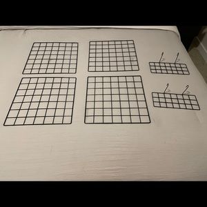 Wall photo collage holder